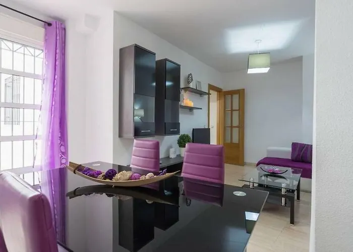 Violeta Centro Parking Privado * 말라가